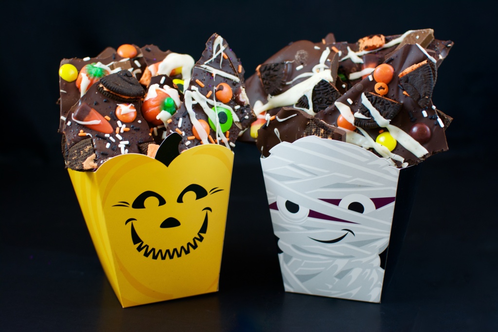 Fab Recipe: Halloween Candy Bark