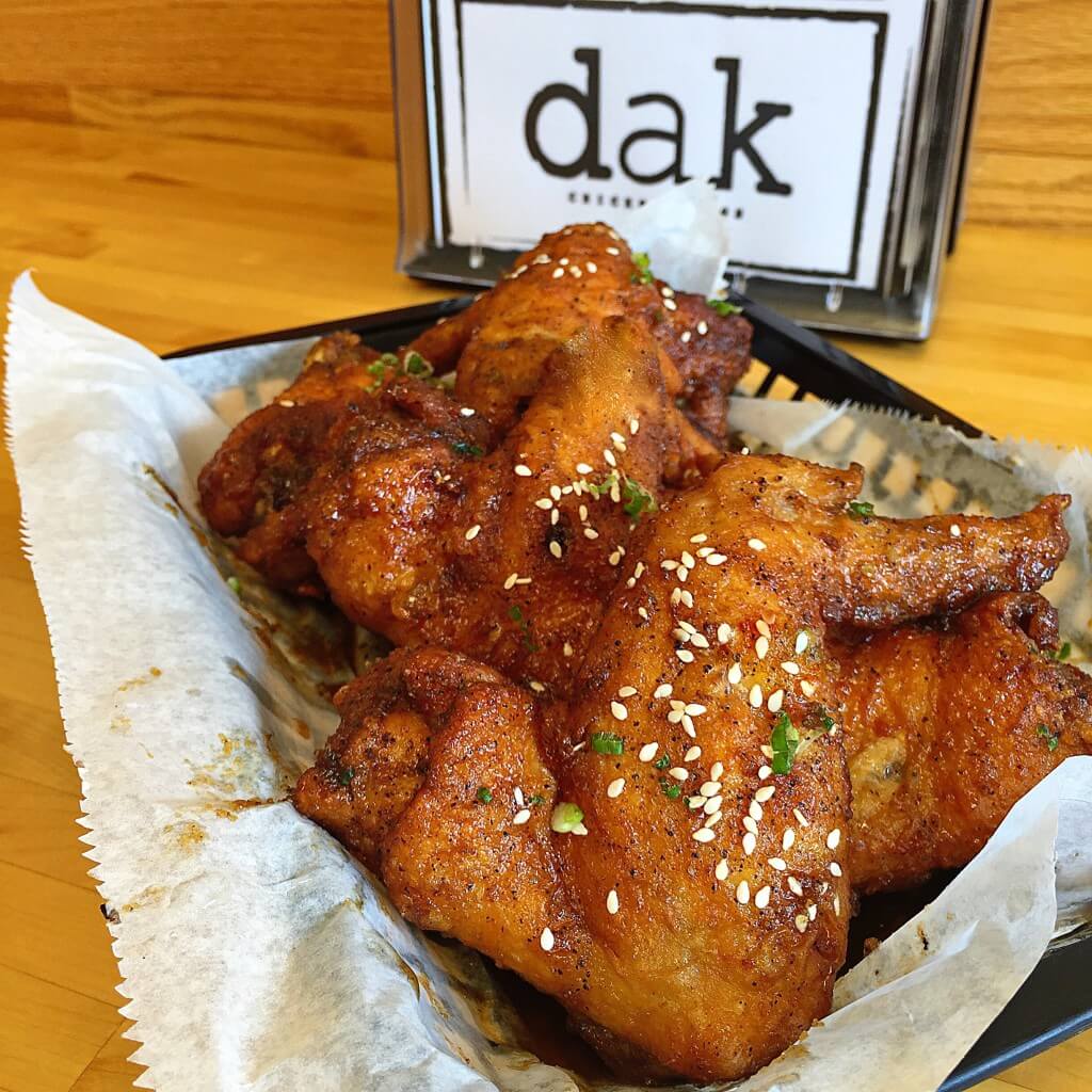 Dak Wings at Dak // Photo: @sherriesavorsthecity