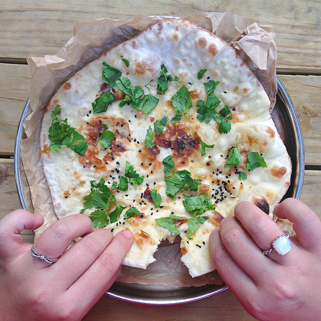 Garlic Naan at Pub royale // Photo: @sherriesavorsthecity