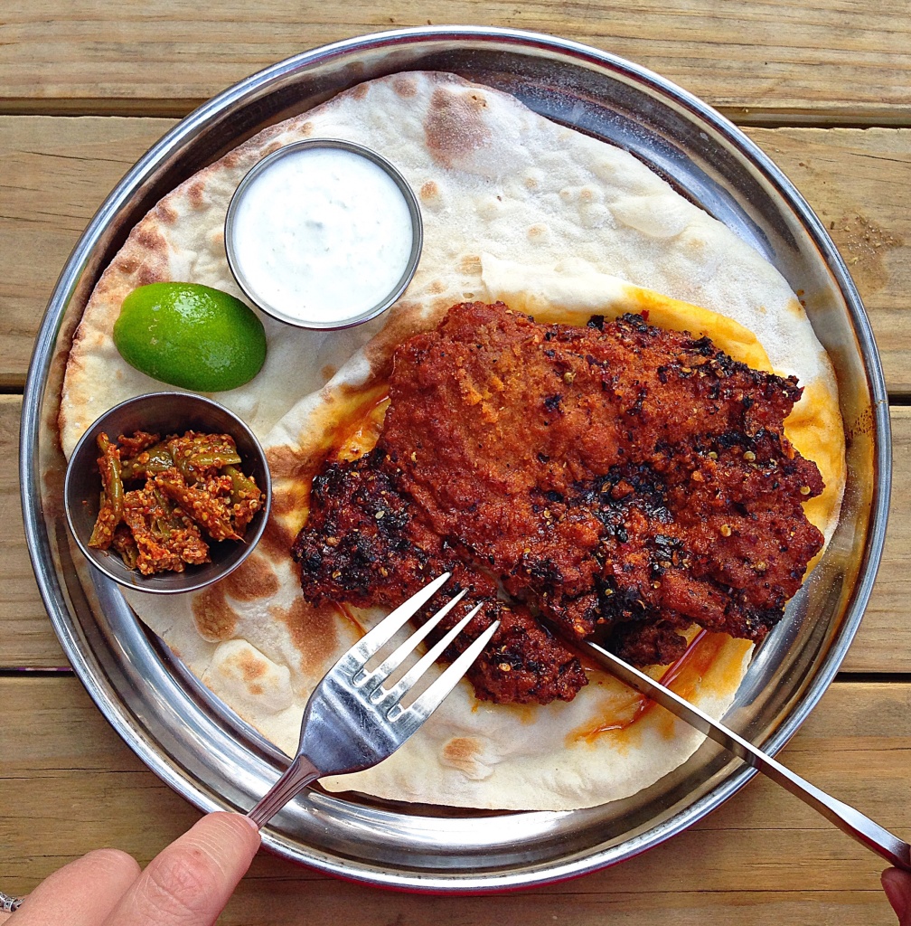 Indian Hot Chicken at Pub Royale // Photo: @sherriesavorsthecity