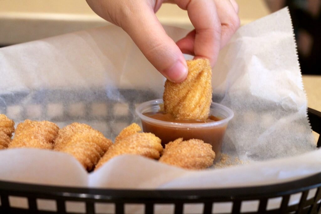 Churros from El Carrito// Photo: @vansventures