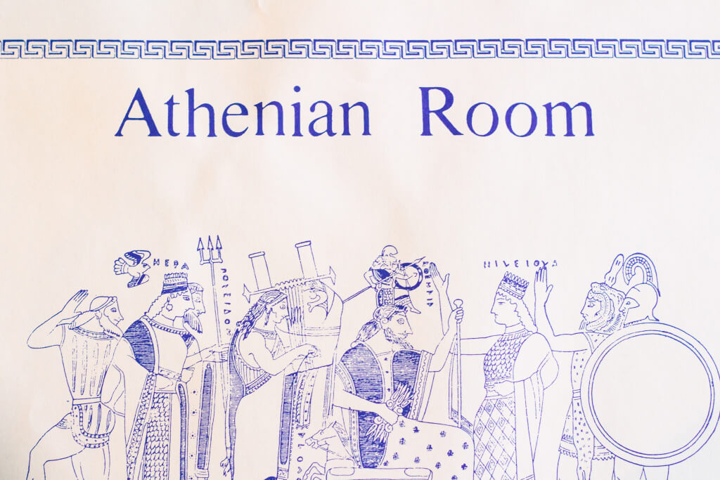 Athenian Room // Photo: @chelsias