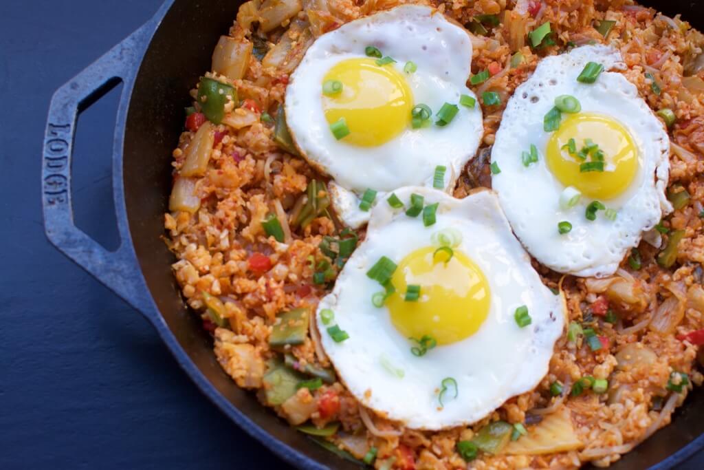 Kimchi Fried Cauliflower Rice // Photo: @fabsoopark