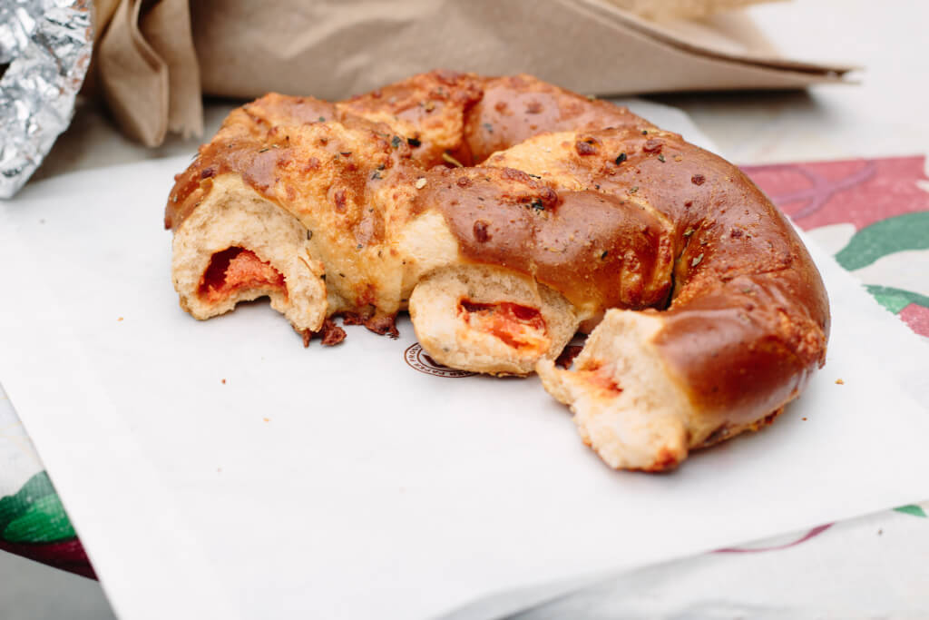 Pizza-stuffed soft pretzel // Photo: @chelsias