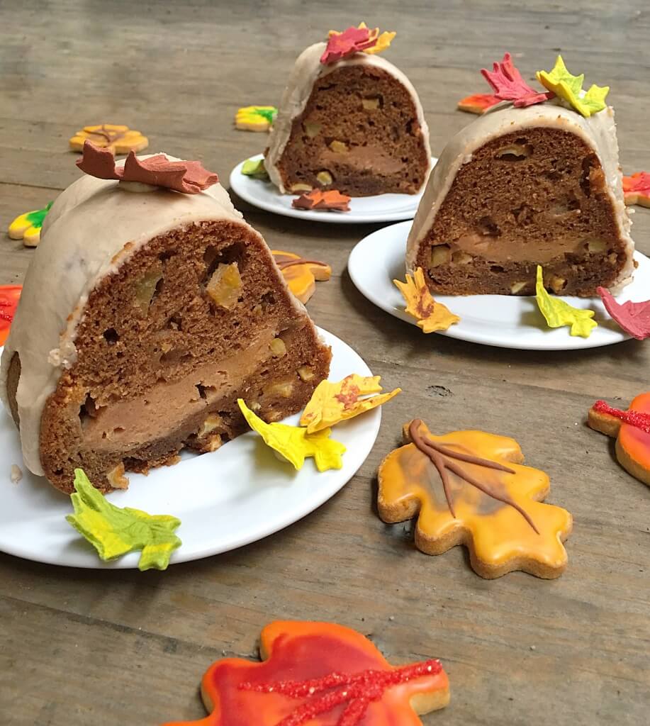 Spiced Apple Bundt Cake with Cider Glaze // Photo: @sherriesavorsthecity