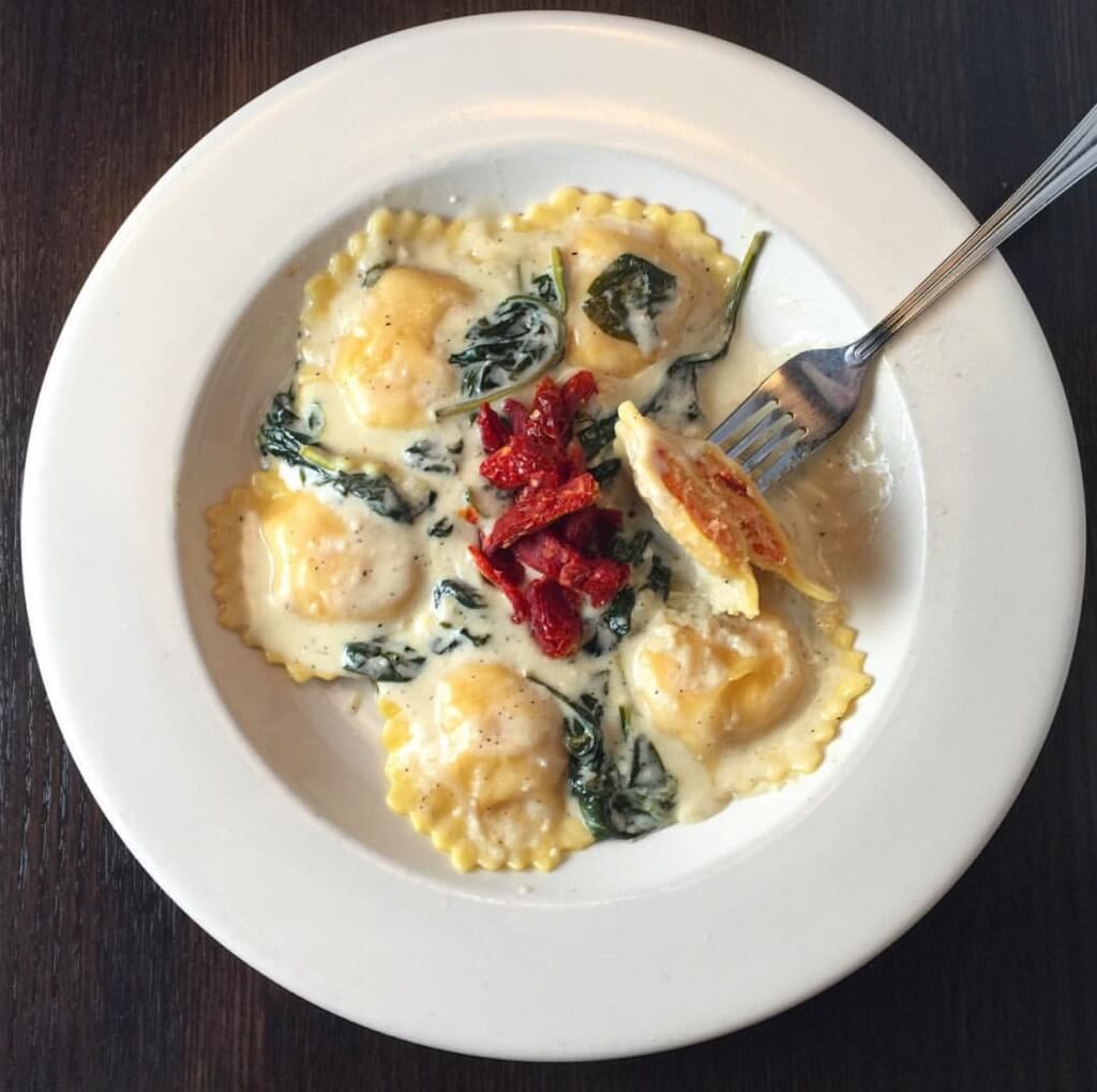 Lobster Ravioli at The Pasta Bowl // Photo: @fabsoopark