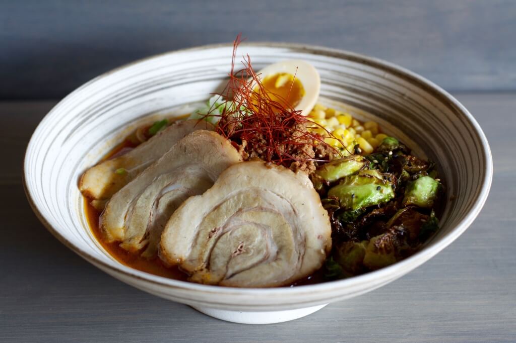 Table To Stix Ramen // North Shore Restaurant Month // Photo: @fabsoopark