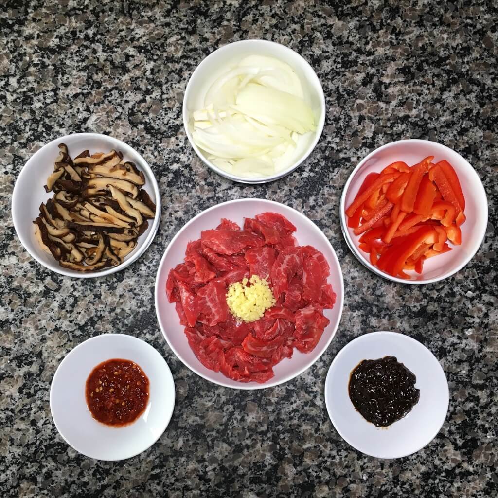 Fab Recipe: Beef Chow Fun // Photo: Ron Eng