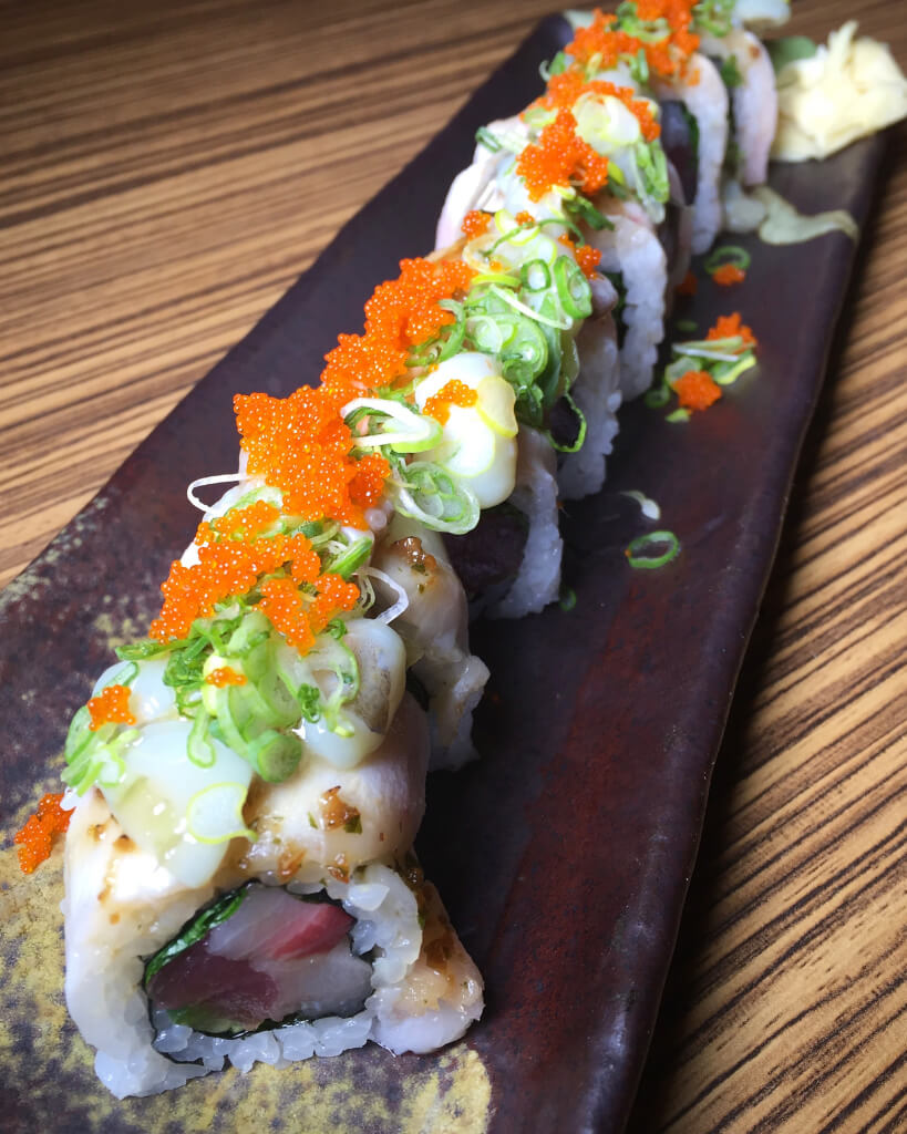 Special Chef's Roll at Blufish Vernon Hills // Omakase Dinner // Photo: @fabsoopark