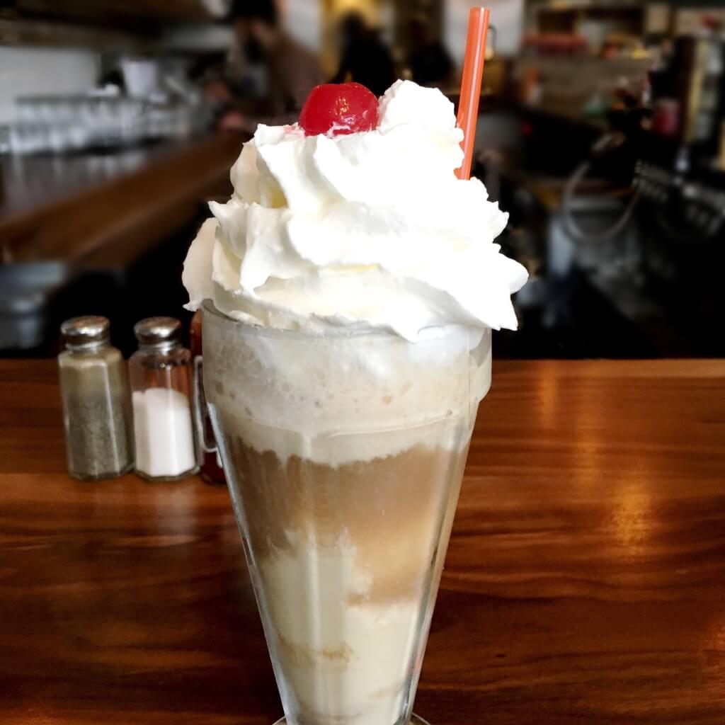 Boozy Ice Cream Float at Wyler Road // Photo: @topchicagoeats