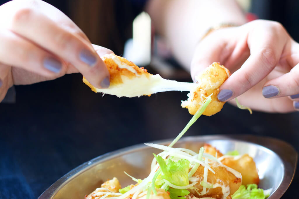 Fried Cheese Curds at The Duck Inn // Photo: @fabsoopark