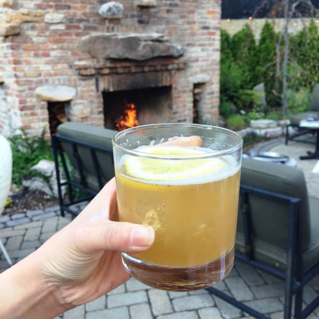 Gold Rush Cocktail at The Dawson // Photo: @topchicagoeats