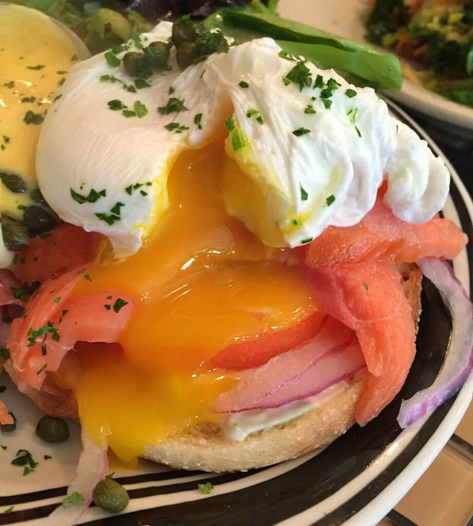 Lox Benedict at Hash // Photo: @mallorykorol