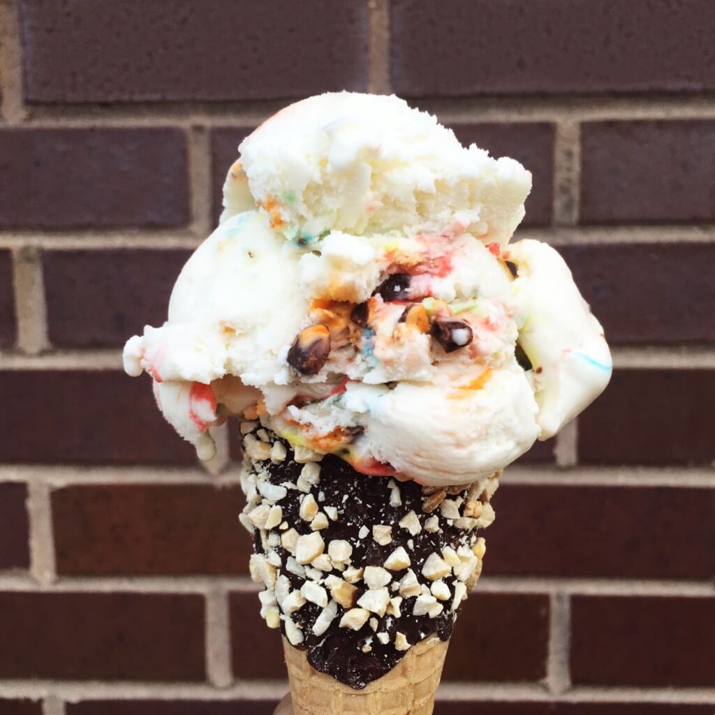 Netflix & Chill Ice Cream at Cone // Photo: @topchicagoeats