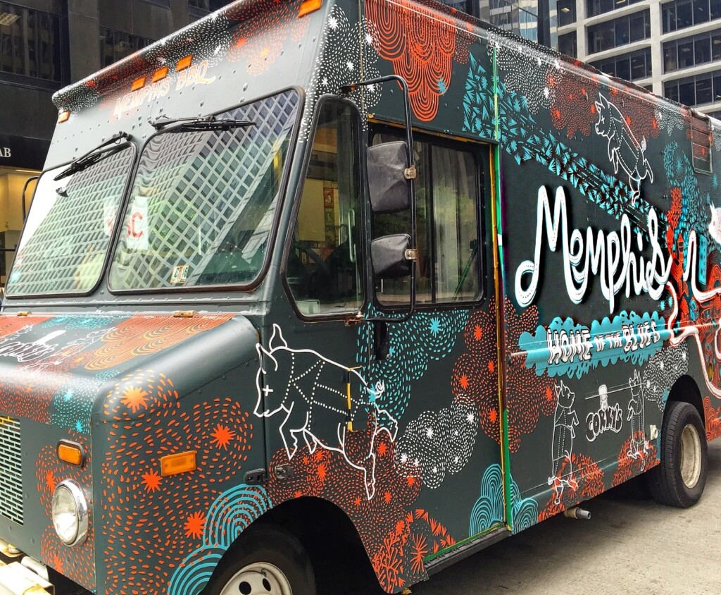 Fab Happenings: Memphis in Chicago // Corky's BBQ Food Truck // Photo: @fabsoopark