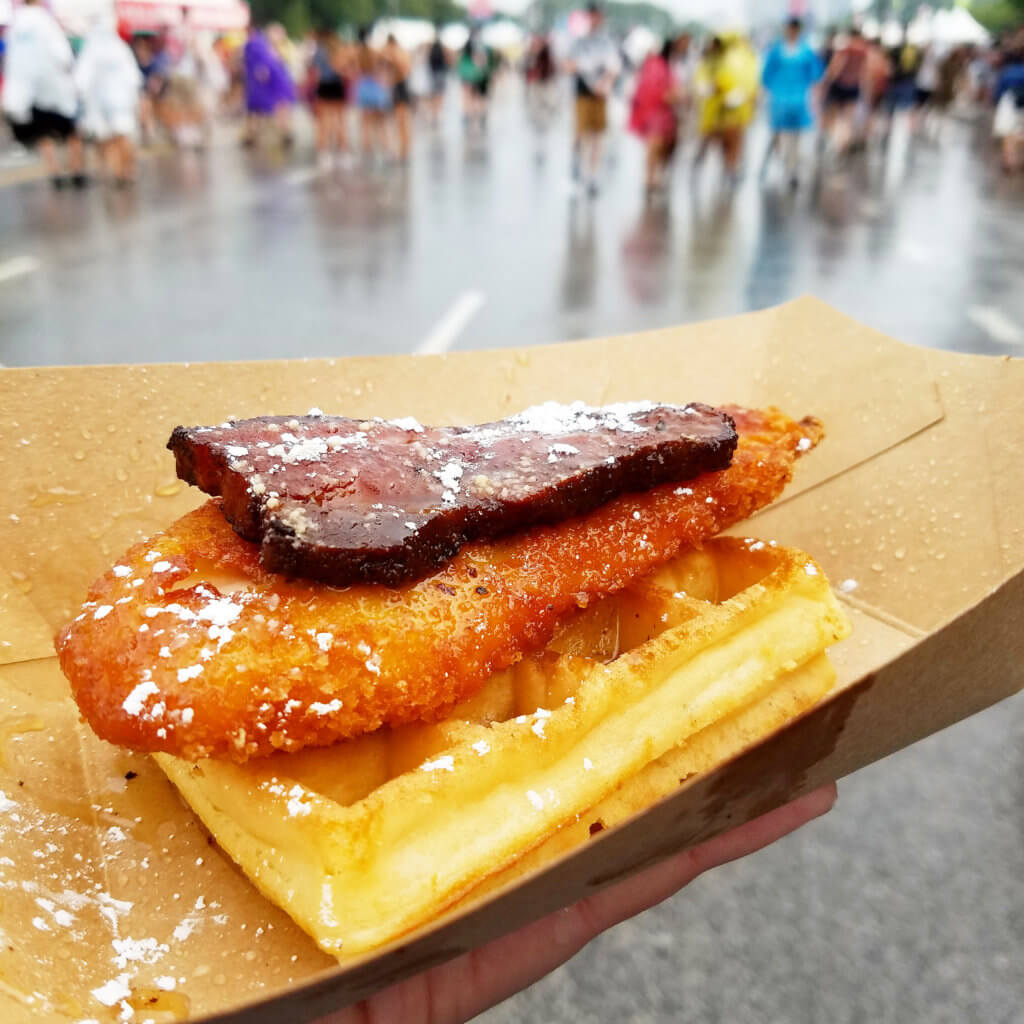 Chicken & Waffles from MAD Social at Lollapalooza // Photo: @topchicagoeats