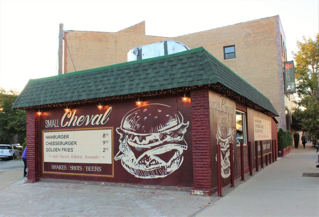 Fab Review: Small Cheval // Exterior // Photo: @senxeats