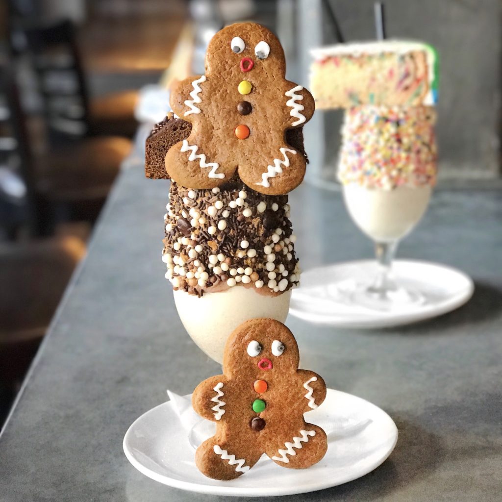 Gingerbread Cake Shake at Public House // Photo: @topchicagoeats