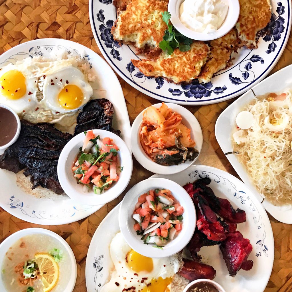 Fab Review: Uncle Mike's Place // Marinated Skirt Steak, Longanisa and Tocino Combination, Potato Pancakes, and Pancit // Photo: @topchicagoeats