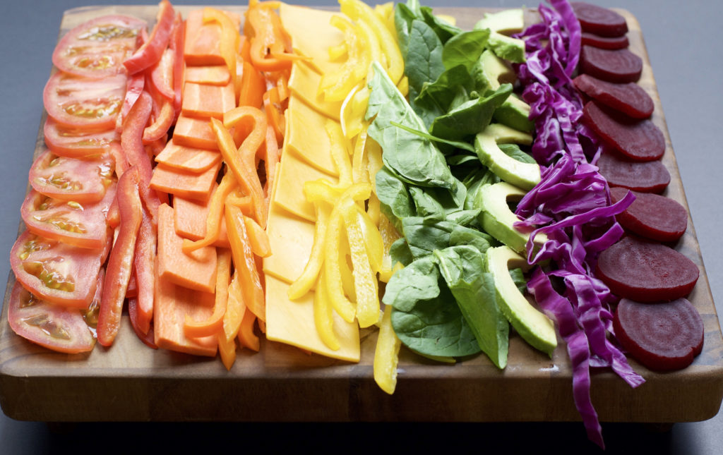 Fab Recipe: Healthy Vegetarian Rainbow Sandwich // Photo: @fabsoopark