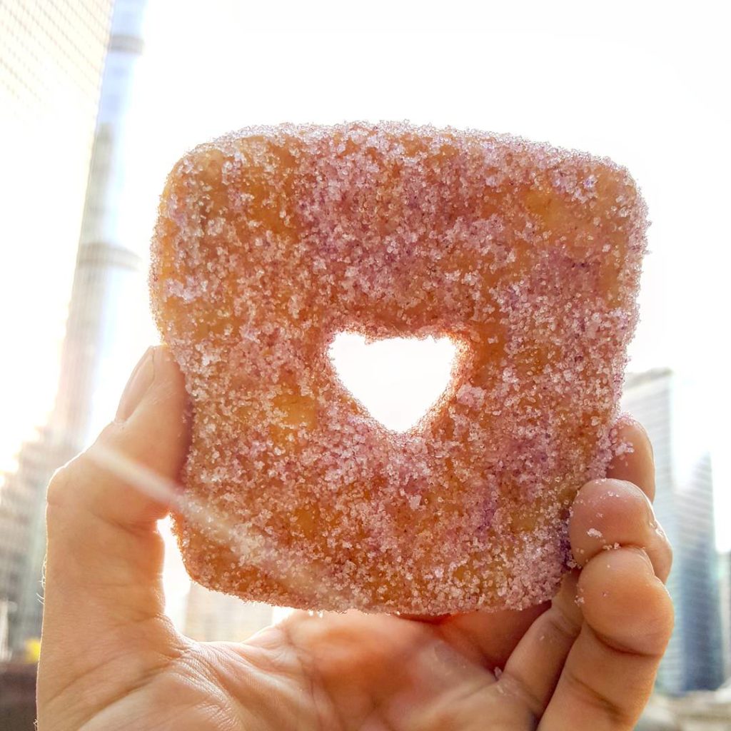 Violet Sugar Doughnut at Mindy's HotChocolate Bakery // Photo: @poweredbydoughnuts