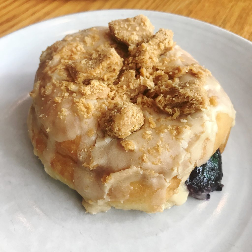 Fab Review: Brunch at Gather // PB & J Donut // Photo: @topchicagoeats