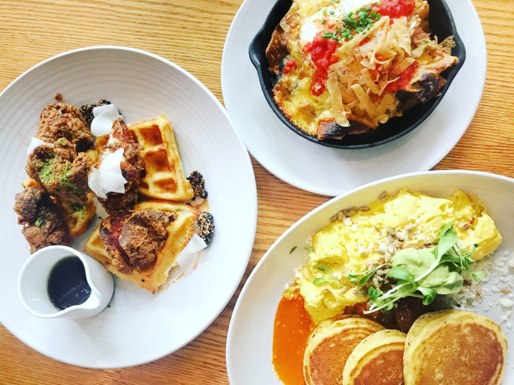 Fab Review: Brunch at Gather // Chicken & waffles, Skillet, and Johnny Cakes // Photo: @topchicagoeats