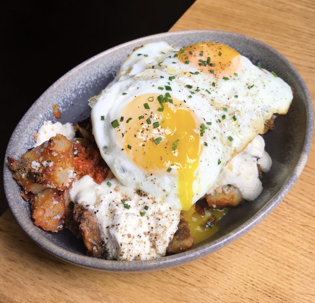 Fab Review: Brunch at Bar Lupo // Lupo Potatoes Bolognese // Photo: @topchicagoeats