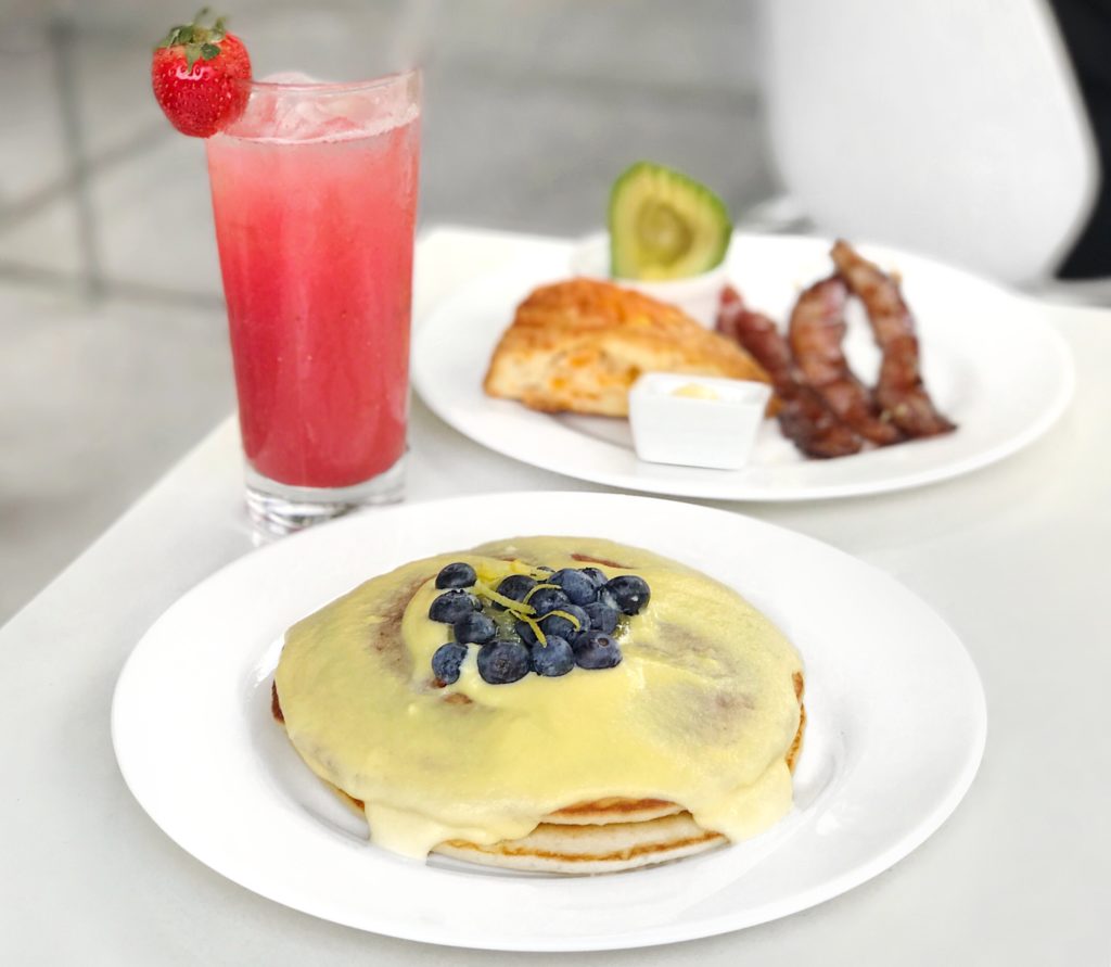 Lemon Pancakes, Cheddar Scone, Maple-Glazed Bacon, Avocado, and Strawberry Watermelon Cooler at Kingsbury Street Café // Photo: @topchicagoeats