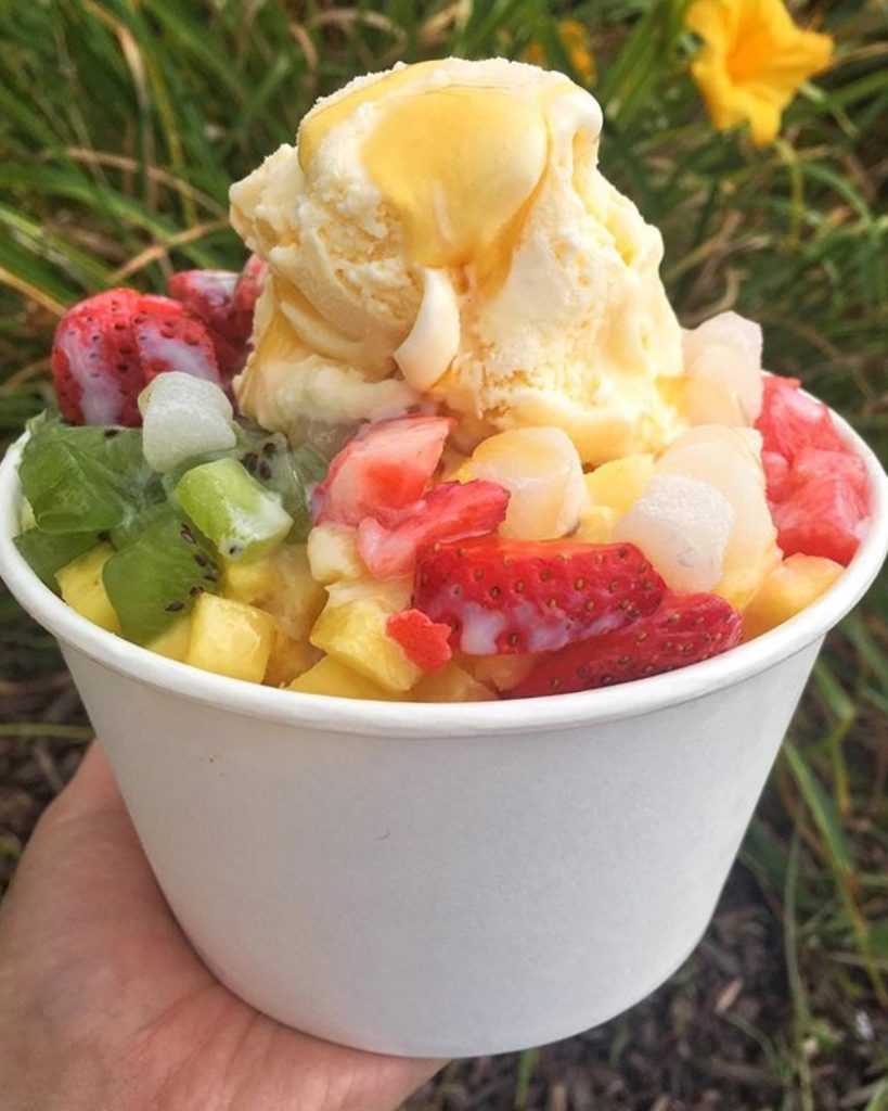 Fruit Bingsu at Liquid Fusion Café // Photo: @weeatchicago