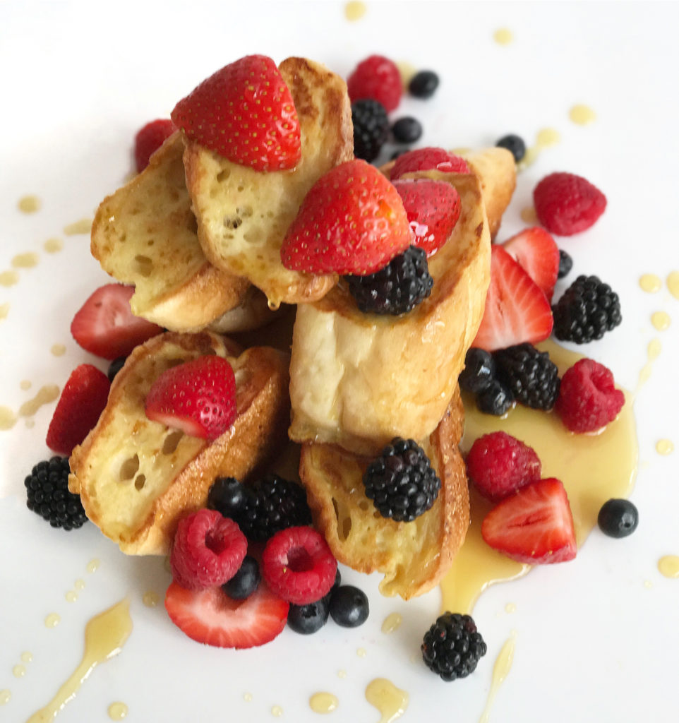 Fab Recipe: Very Berry French Toast // Photo: @fabsoopark