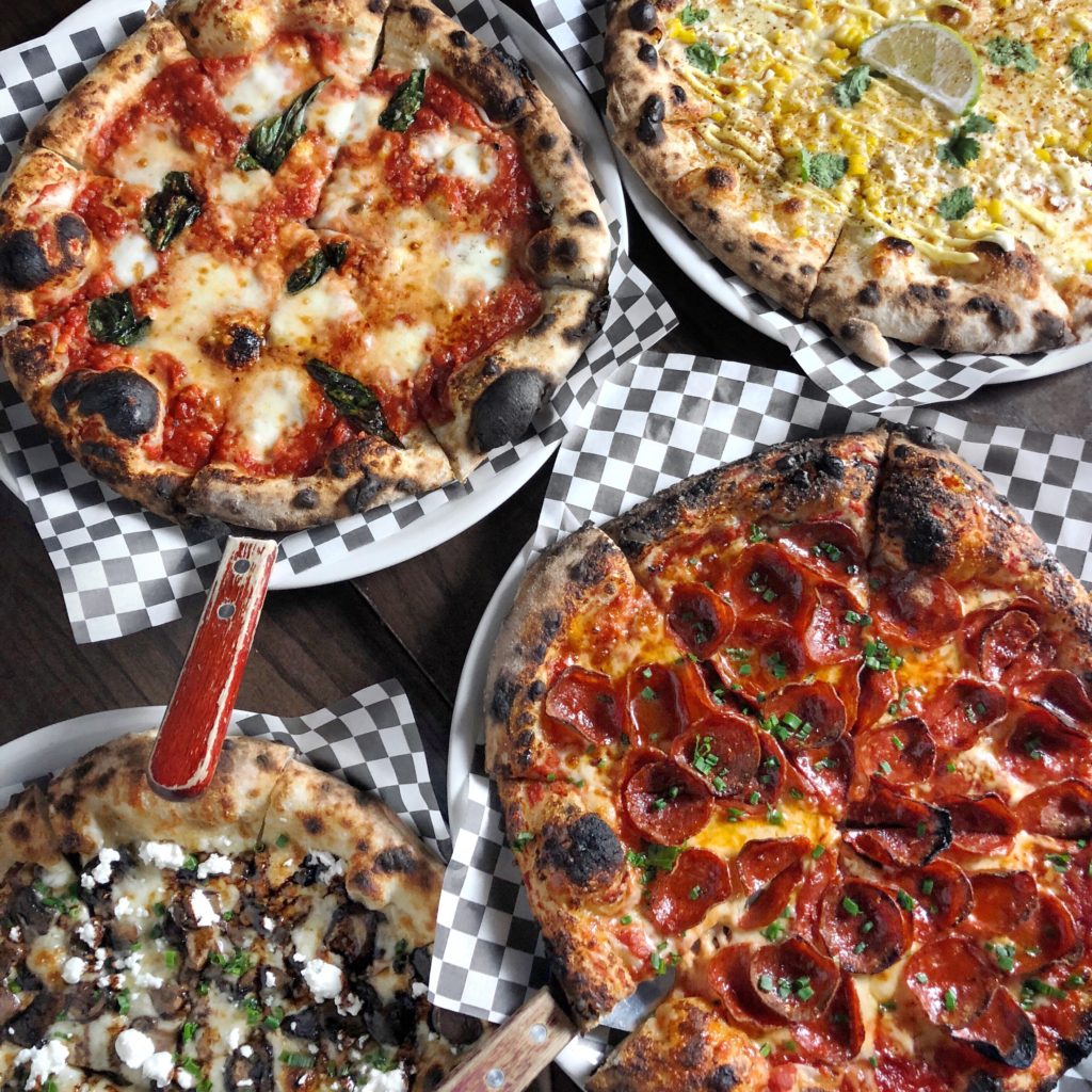 Fab Happenings: Chicago's North Shore Restaurant Month 2018 // Margherita, Elote, Pepperoni, and Feed Your Head Pizza at Grateful Bites // Photo: @fabfoodchicago