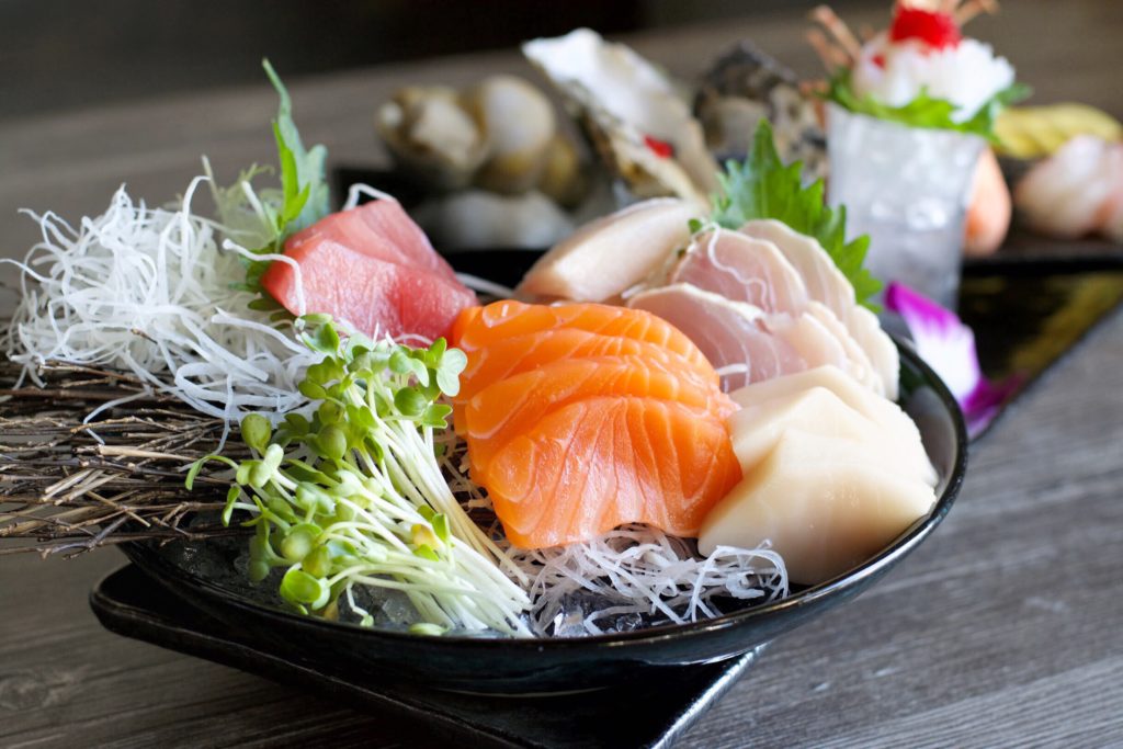 Fab Review: Mozu Sushi & Izakaya // Sashimi // Photo: @fabsoopark