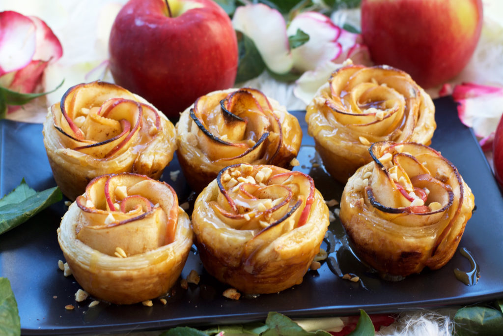Fab Recipe: Caramel Apple Rose Puff Pastry // Ambrosia Apples // Photo: @fabsoopark