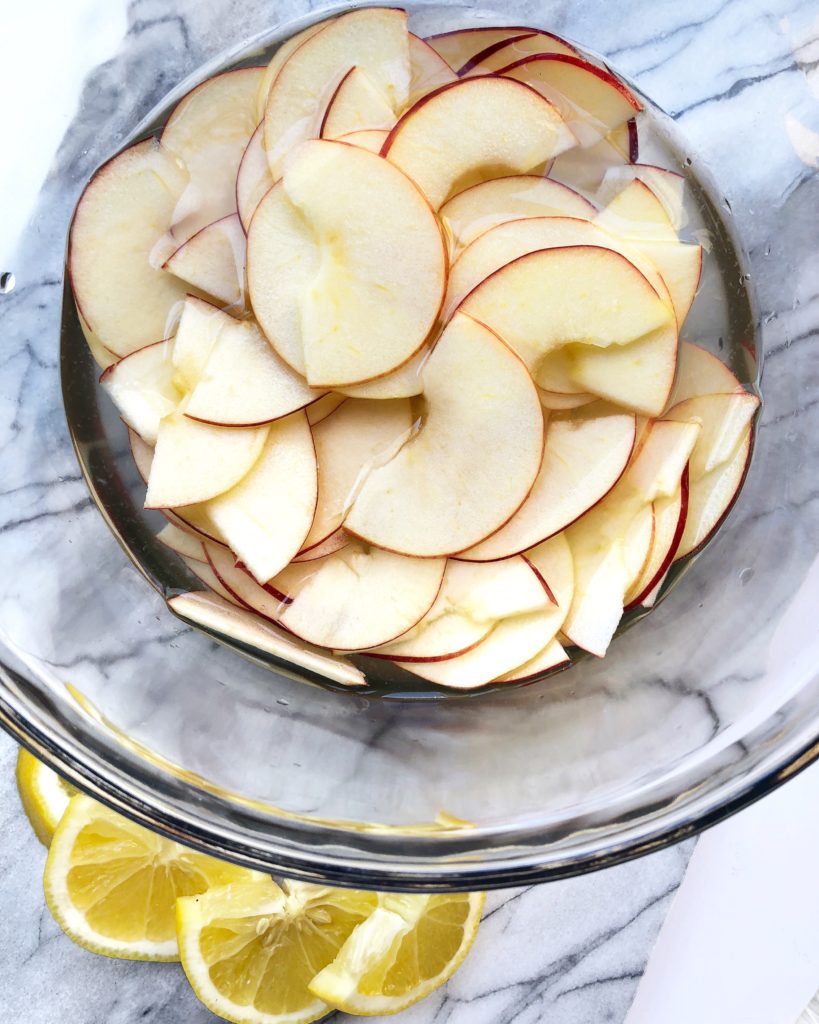 Fab Recipe: Caramel Apple Rose Puff Pastry // Ambrosia Apples // Photo: @fabsoopark