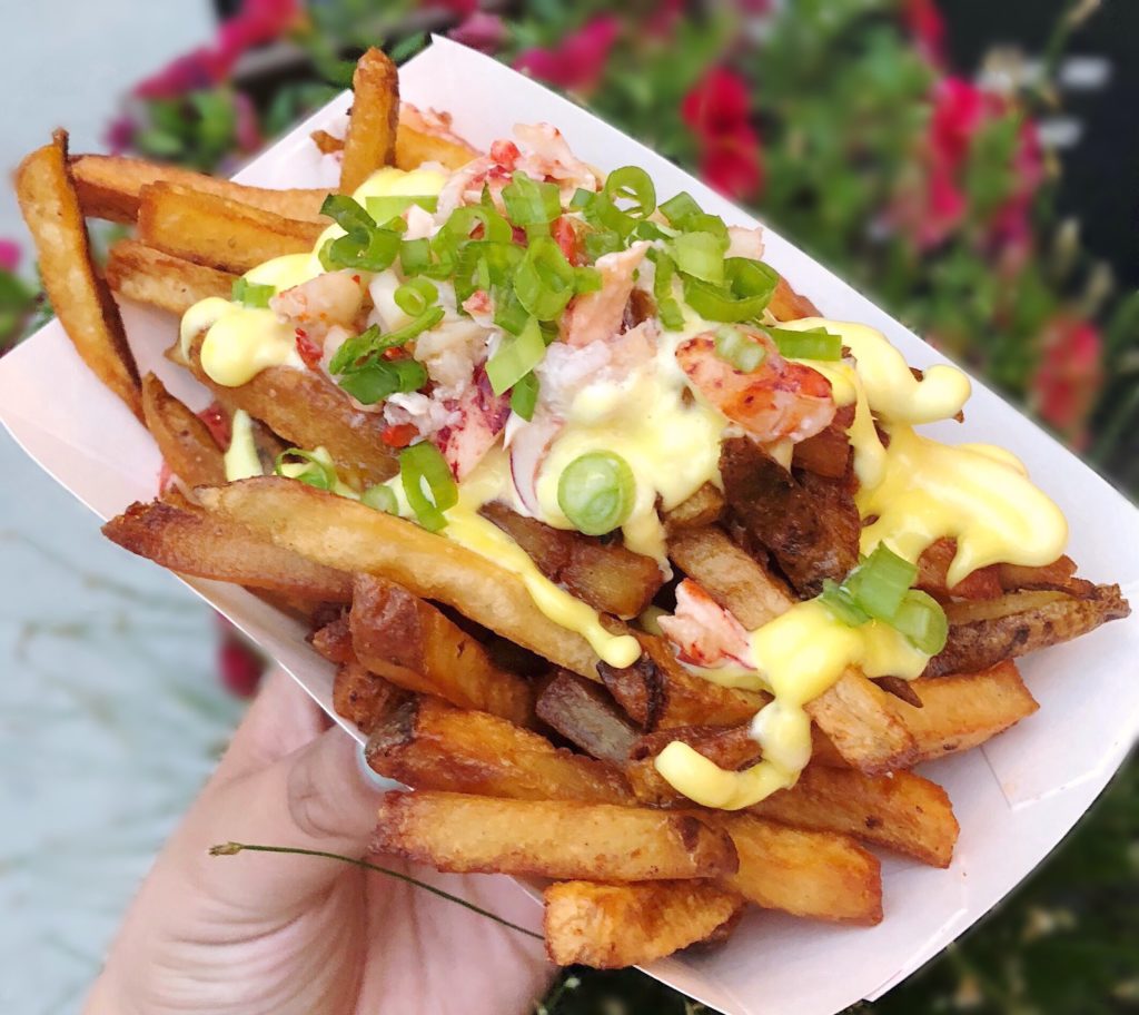 Fab Happenings: Downtown Evanston Dining Tour 2018 // Lobster Fries at Edzo's Burger Shop // Photo: @fabfoodchicago