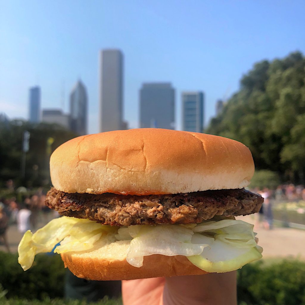 Fab Happenings: Top 10 Things We Ate/Dank at Lollapalooza 2018 // Impossible Burger from M Burger // Photo: @topchicagoeats