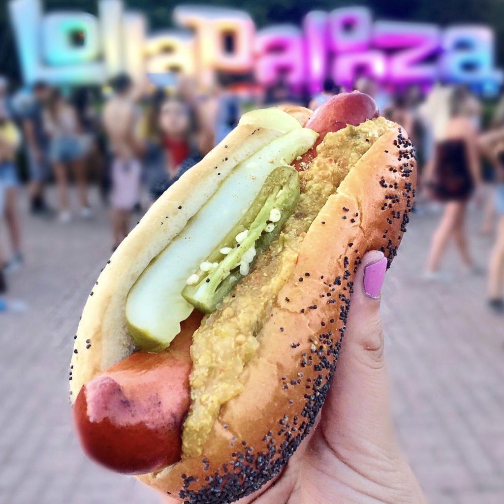 Fab Happenings: Top 10 Things We Ate/Dank at Lollapalooza 2018 // Duck Fat Hot Dog from The Duck Inn // Photo: @topchicagoeats 