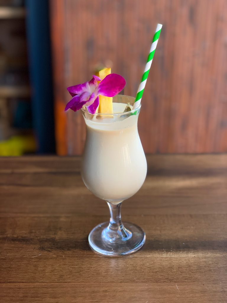 Fab Review: No Bones Beach Club // Piña Colada // Photo: @topchicagoeats